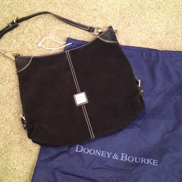 🚫SOLD🚫 NWOT Dooney & Bourke Suede Sac - Picture 2 of 3