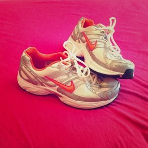 Nike shoes