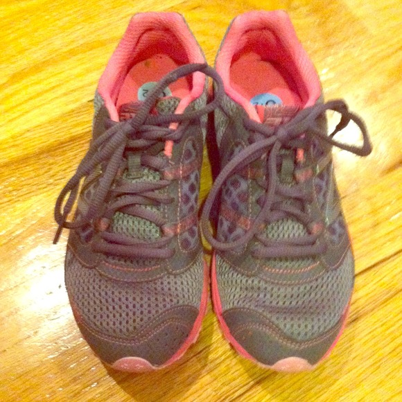 New Balance Nikes
