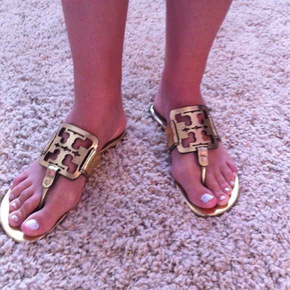 gold tory sandals!!