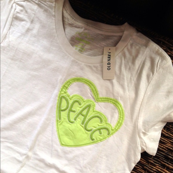 💥SOLD💥Old Navy Peace Tee, White Green "Peace"