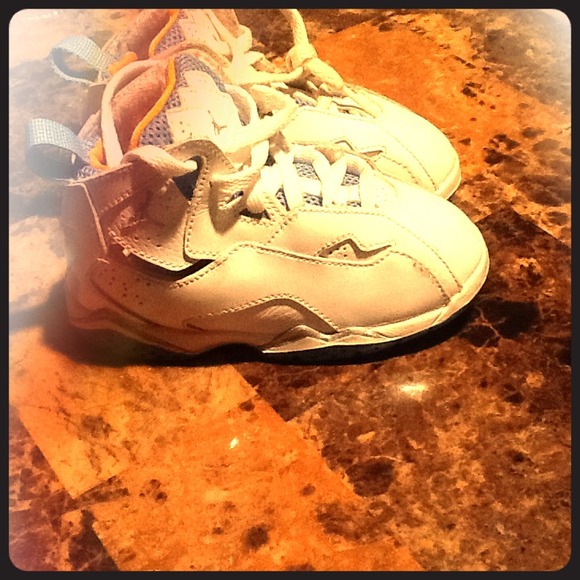 Toddler Jordan's 8c