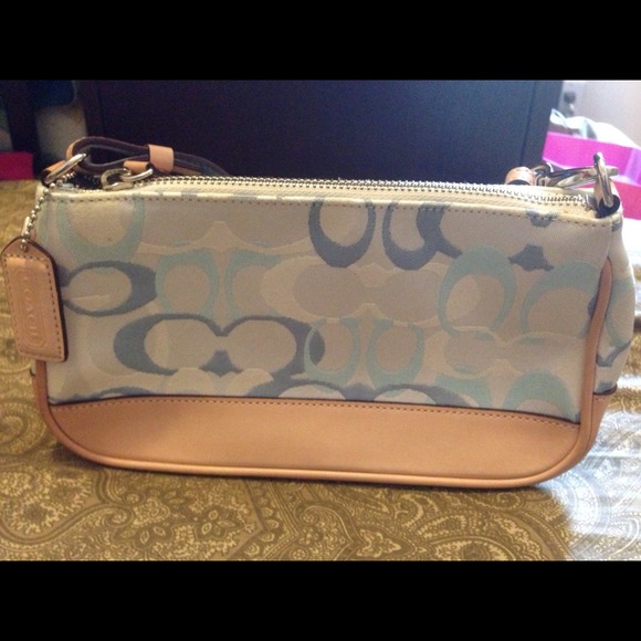 Authentic Coach purse. BNWOT.
