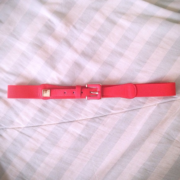 Cute coral and gold belt - Picture 1 of 3