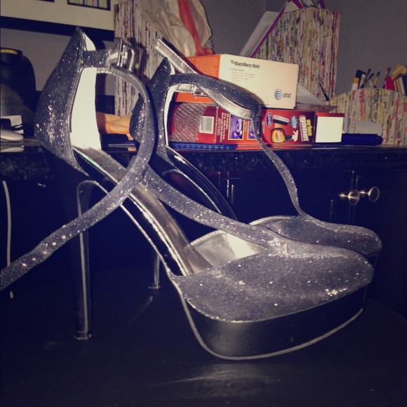Shoes - Carlos Santana super high T strap heels 8