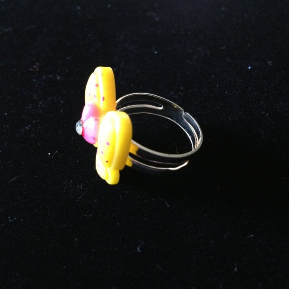 Polka Dot Bow 🎀Ring - Picture 2 of 4