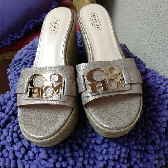 Coach wedge size 8.5 - Picture 2 of 4