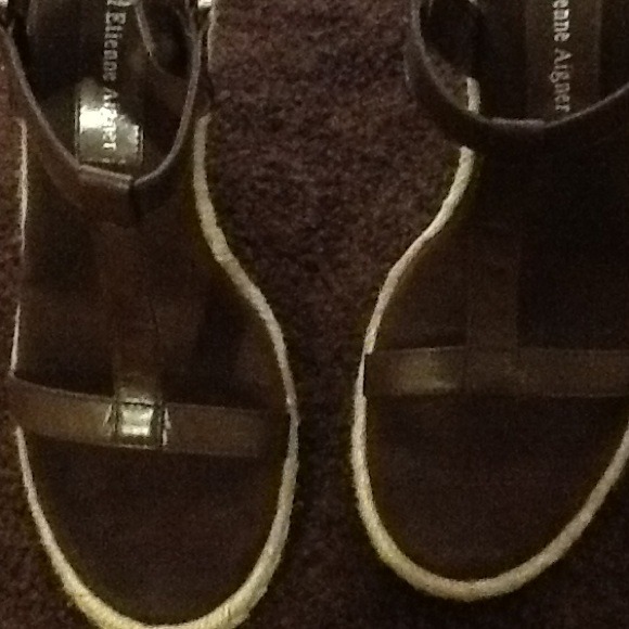 Brown wedges bottom our little color stated - Picture 3 of 4