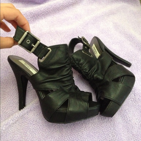 Simply Vera Wang Heels size 7.5
