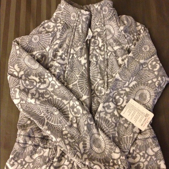 ⛔RESERVED for @courtlucky13⛔