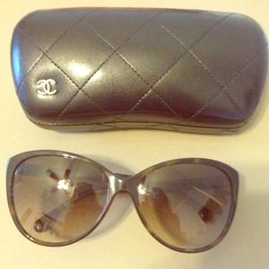 Rsvp archetuah Authentic Chanel Sunglasses