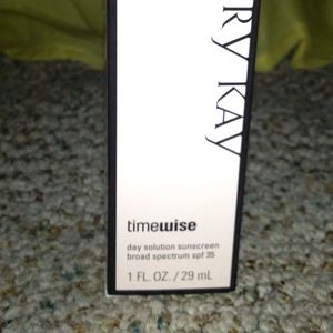 Mary Kay day solution