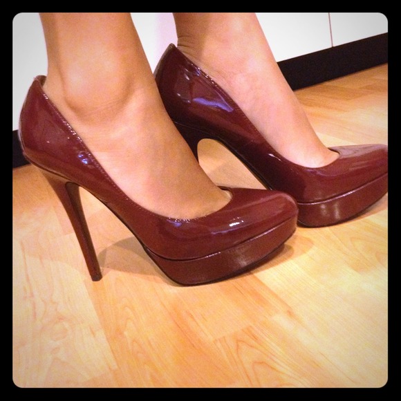 Charles David Burgundy Heels