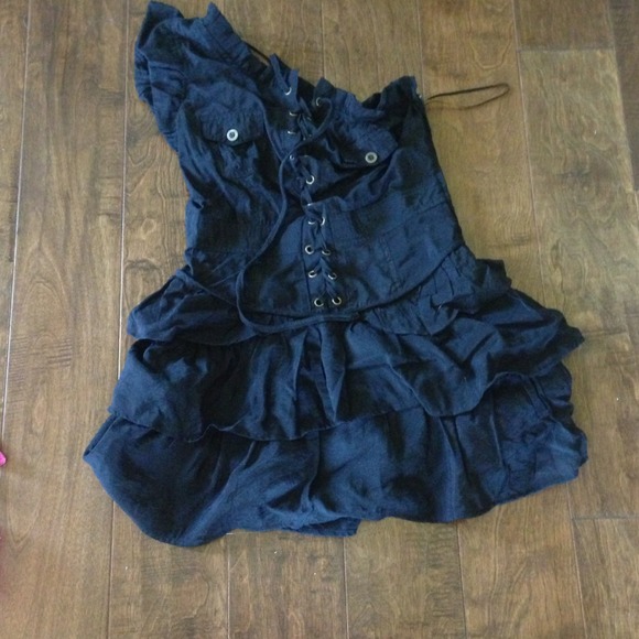 NWOT Black Dress. Still has spare buttons attached - Picture 1 of 4