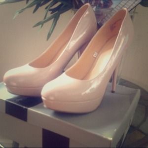 Mossimo Beige Pumps Size 10 *New*
