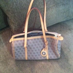 Small dooney and bourke bag Small dooney and bourke bag