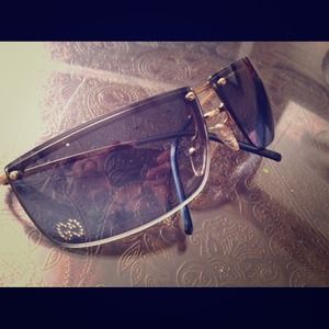 Gucci Sunglasses ❤RESERVED❤