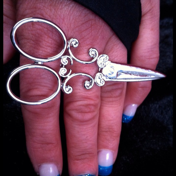 Scissor Fun Ring NWOT Hairdressers Statement piece