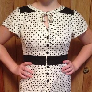 CHADWICKS NWT!! Sz 8 vintage inspired 40's dress