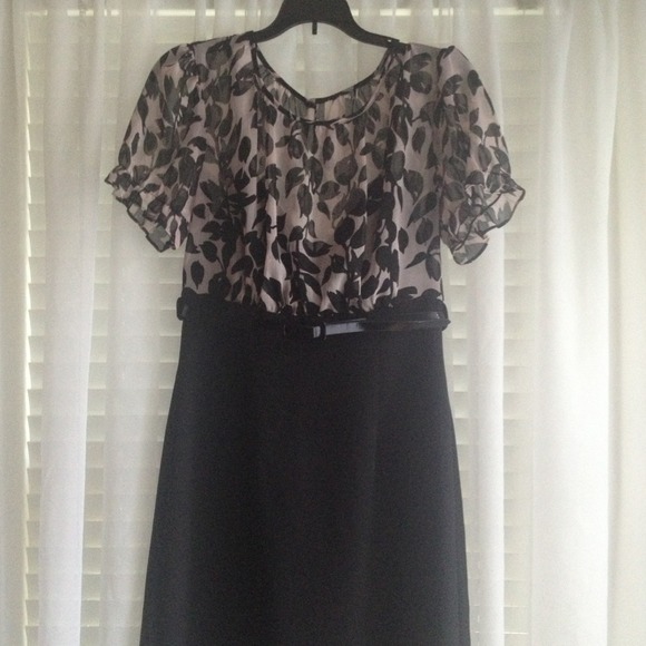 🚫SOLD IN BUNDLE pink&black dress! Worn twice!