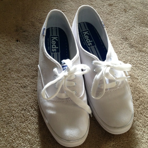 White keds
