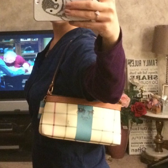 💯Authentic Coach bag! Off white - Picture 4 of 4