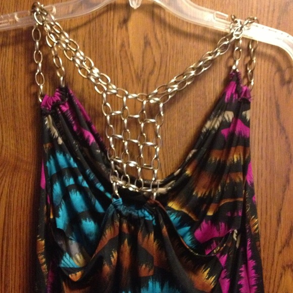 Patterned Top - Picture 3 of 4