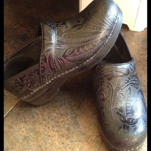 💥💥💥REDUCED💥💥💥💥Dansko nursing clogs