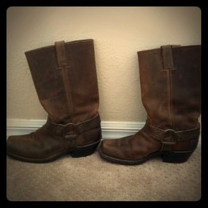 Frye boots & Seychelles