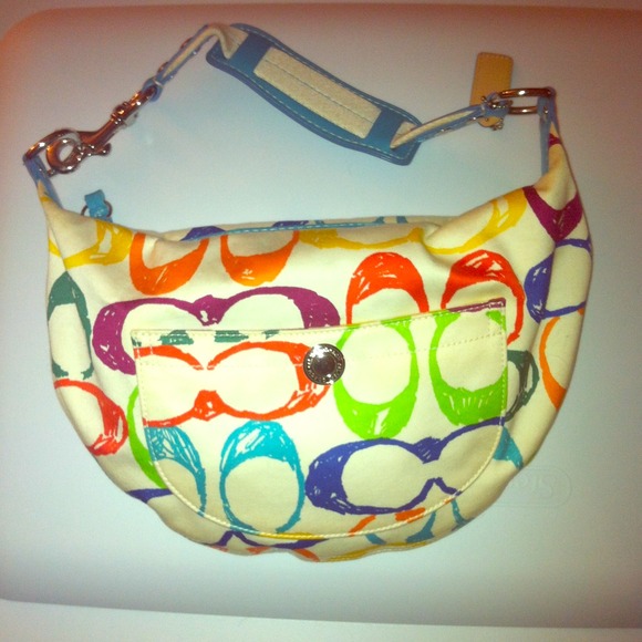 Coach Handbags - Authentic coach bag! 👜💗💛💙❤💚 NEW MARKDOWN ❗❗❗