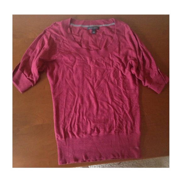 Short sleeve sweater