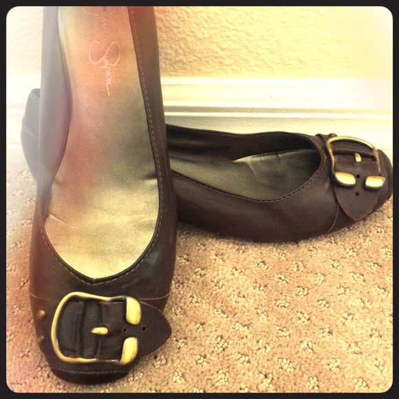Brown flats