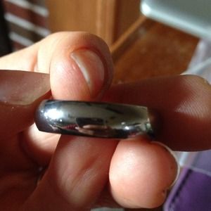 Men's wedding band