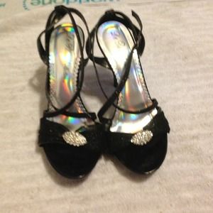 Black dress heels