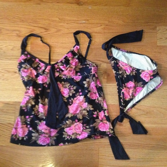 Betsey Johnson Other - 🎉Reduced🎉BetseyJohnson tankini
