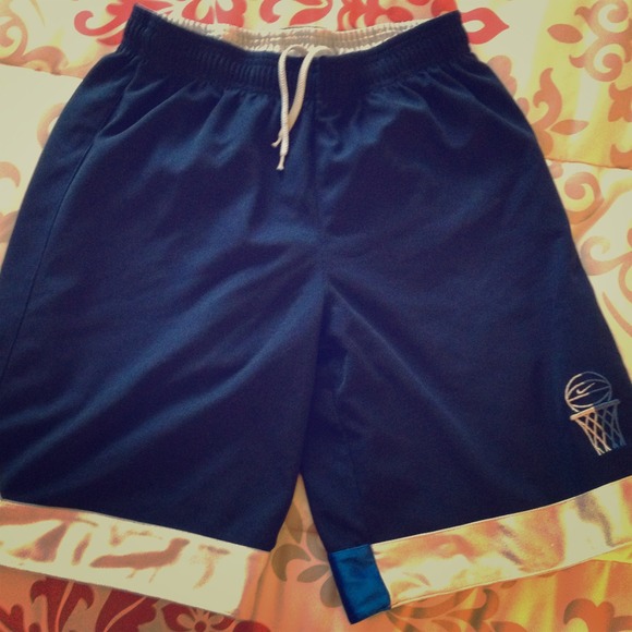 Both basketball shorts 😍😍