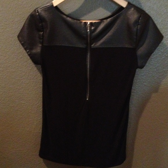 Shirt - Picture 2 of 2