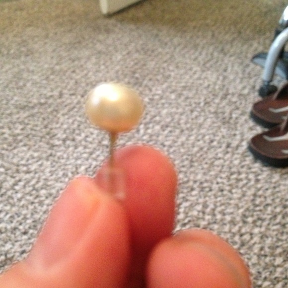 Pearl earrings - Picture 2 of 2