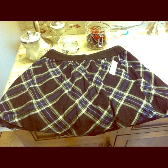 Checkerboard skirt