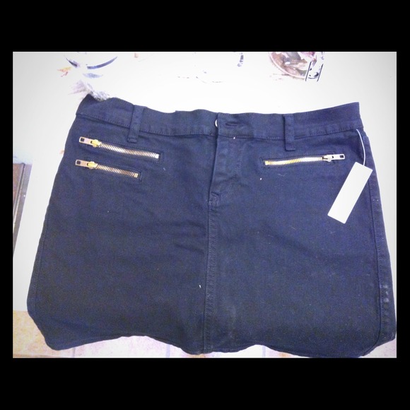 Black denim stretch skirt - Picture 1 of 1