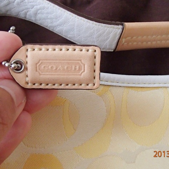 ⚡Authentic new COACH hobo purse ⚡ - Picture 2 of 4