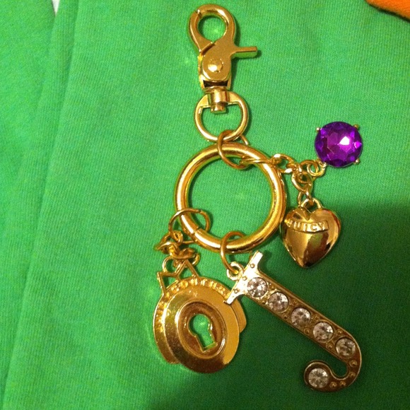 Juicy keychain