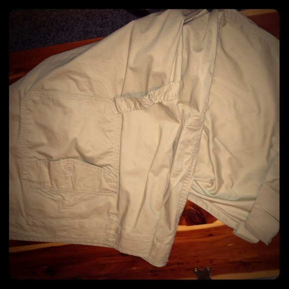 SOLD Old Navy Plus Size Cargo Capri's size 28