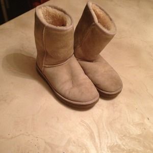 Authentic UGG