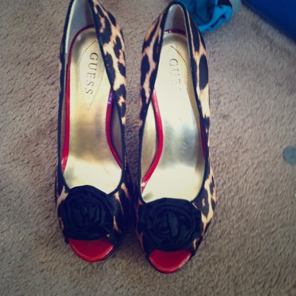 Cute leopard print shoes - Picture 1 of 3