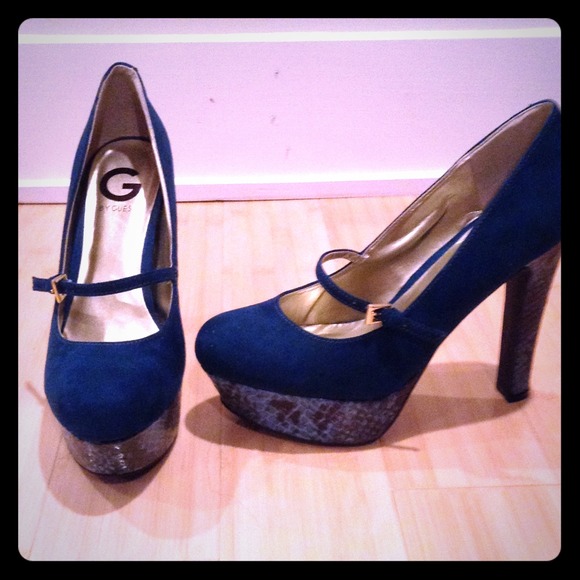 Guess platform pumps + Metallic Calvin Klein