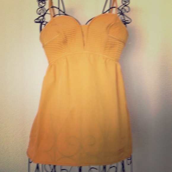 S O L D Summer Top