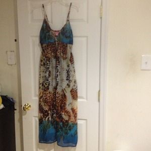 Flowy Long Animal Print Dress size XL juniors