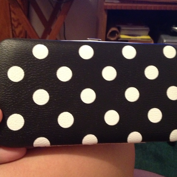 Wallet - Picture 3 of 3