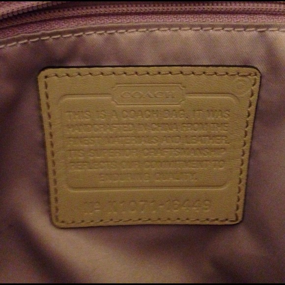 Authentic COACH Bag - Picture 3 of 4